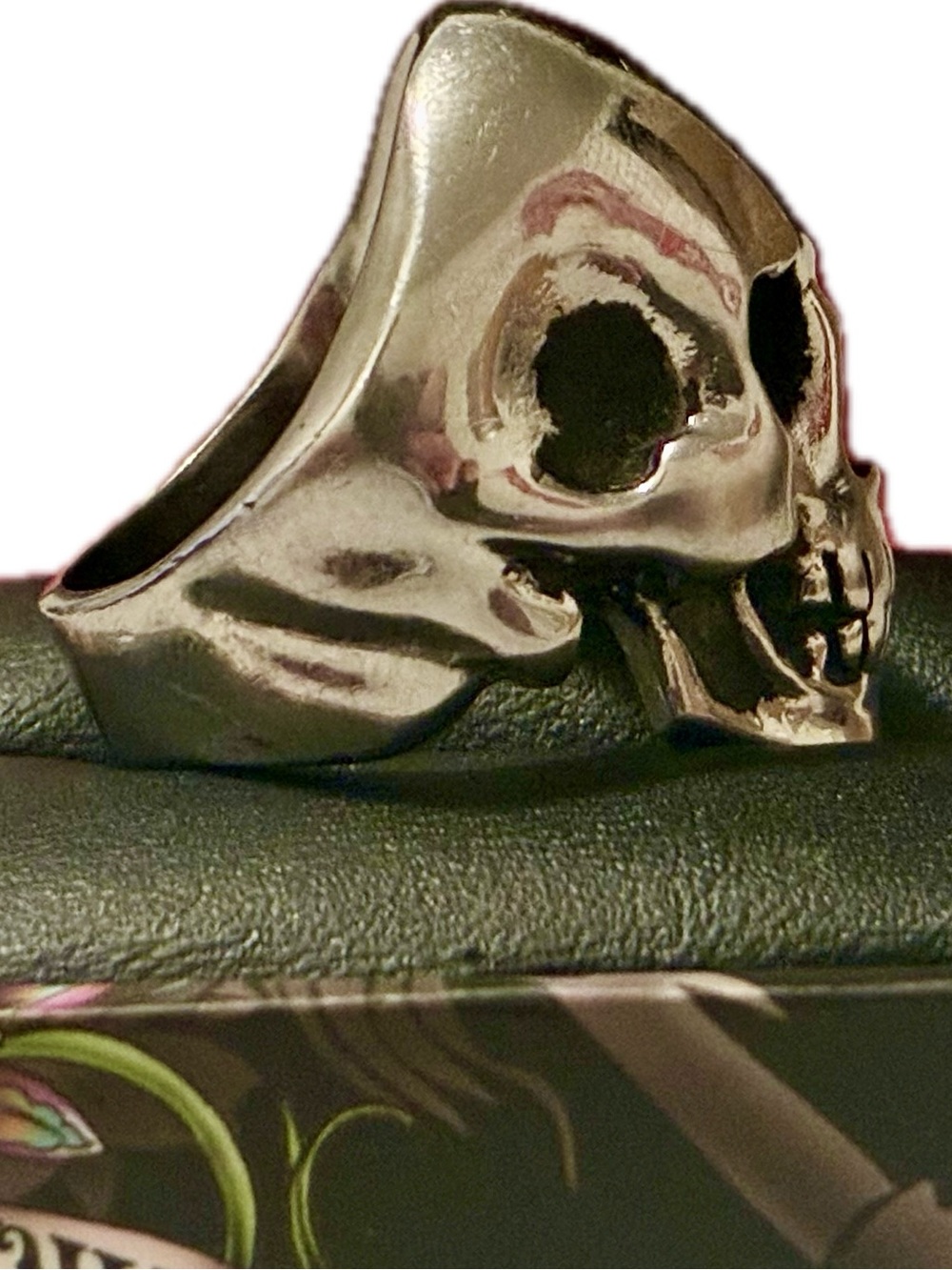 Ed Hardy Silver Skull Stainless Steel Ring with Heart Eye Cutouts - Picture 4 of 9